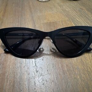 Foster Grant Black Cat-Eye Sunglasses